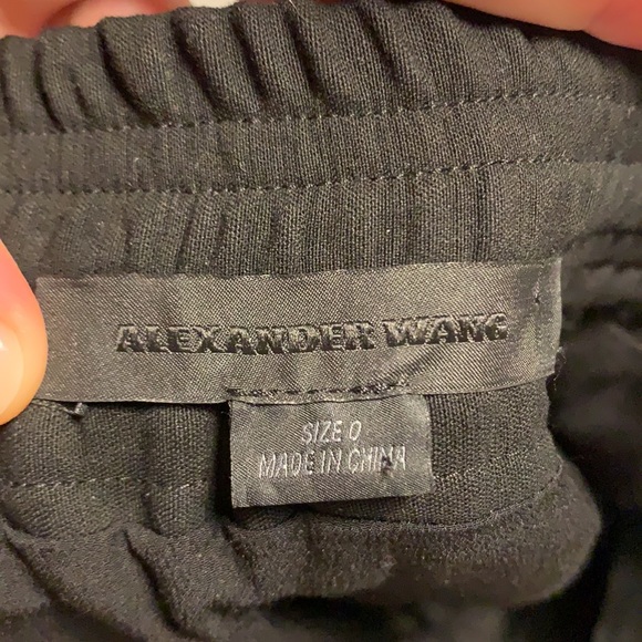 Alexander Wang
DOUBLE LAYER HYBRID RUNNING SHORTS - Picture 9 of 9